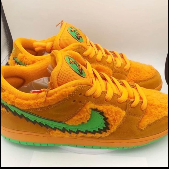 nike dunk bear orange